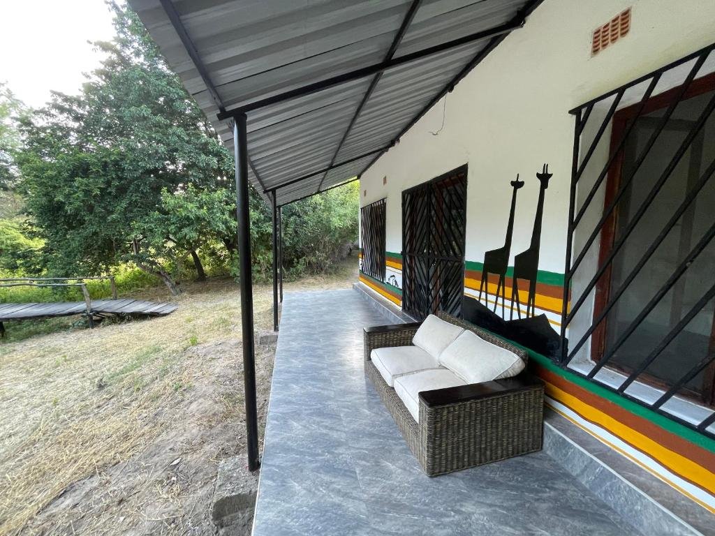 Roots in the River Lodge Livingstone – Per Night per Person (ZMW Rates) - Image 6